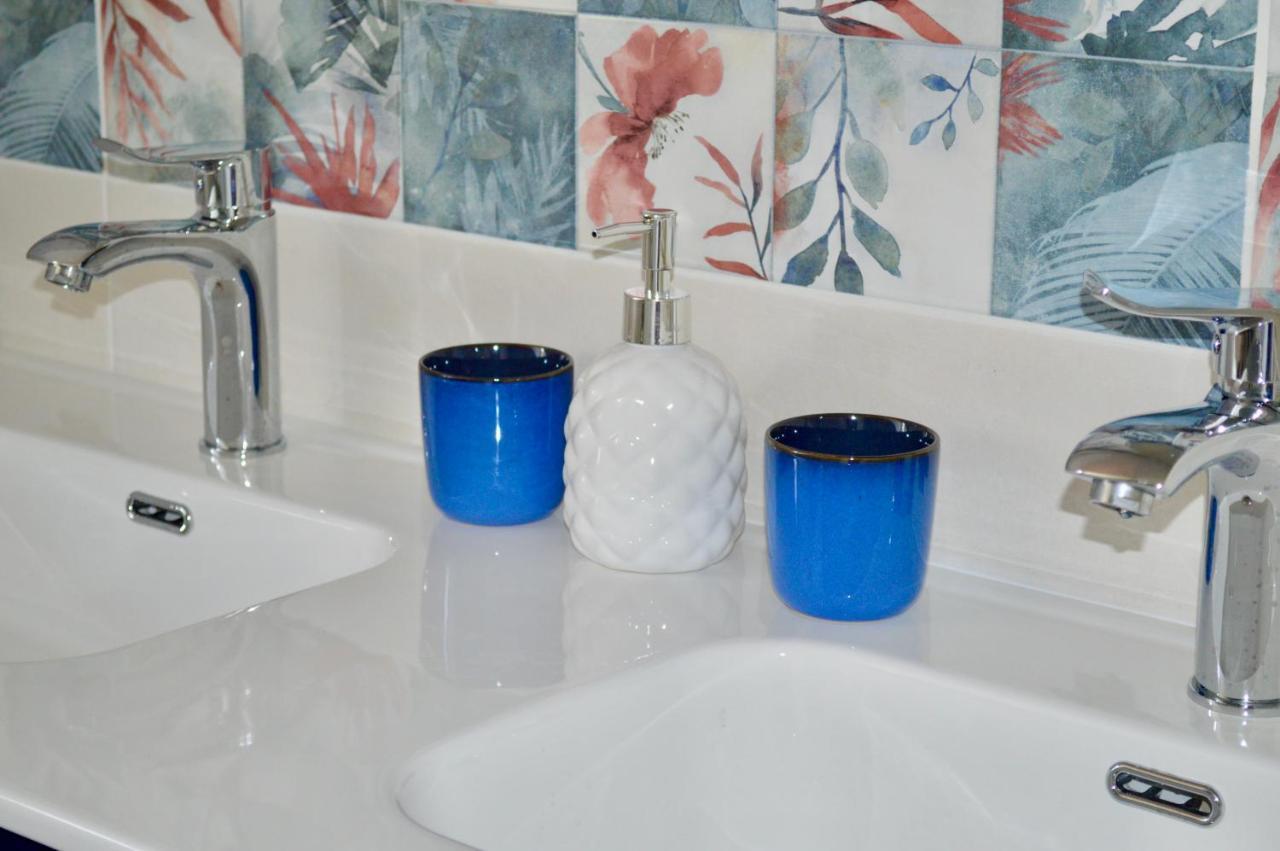 La Pichonniere Bed and Breakfast Isigny-le-Buat Buitenkant foto
