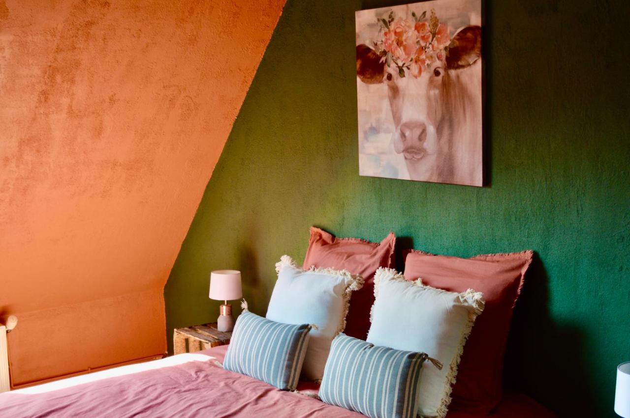 La Pichonniere Bed and Breakfast Isigny-le-Buat Buitenkant foto