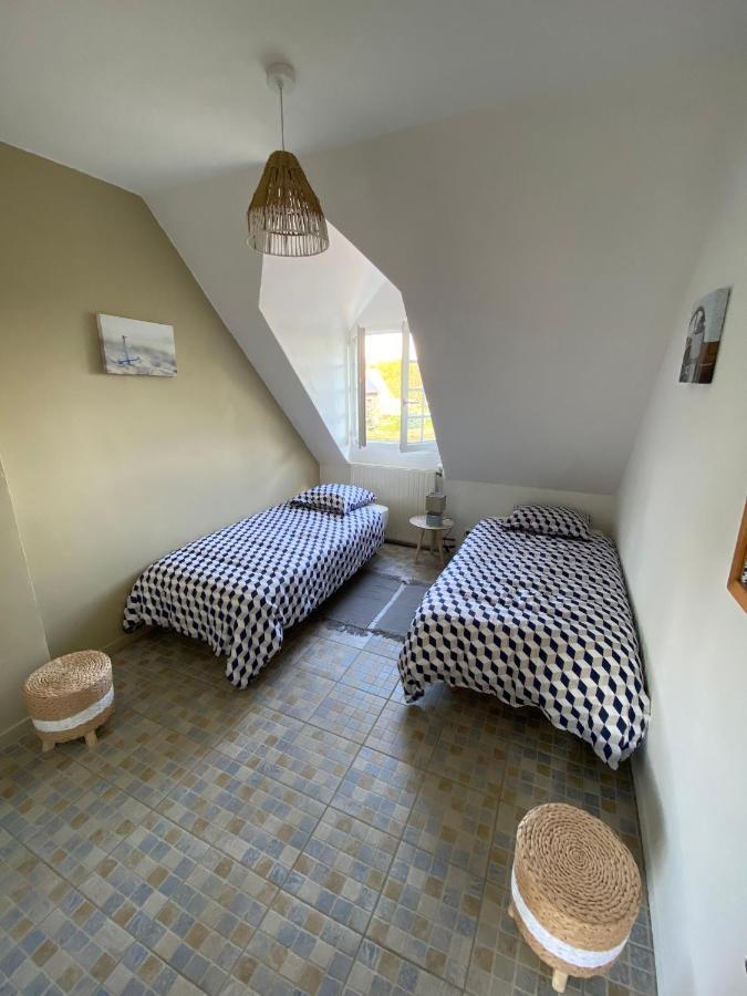 La Pichonniere Bed and Breakfast Isigny-le-Buat Buitenkant foto