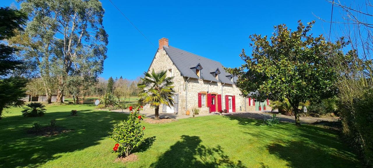 La Pichonniere Bed and Breakfast Isigny-le-Buat Buitenkant foto