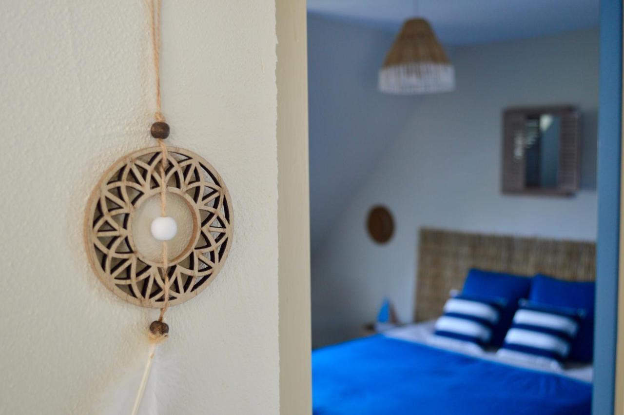 La Pichonniere Bed and Breakfast Isigny-le-Buat Buitenkant foto